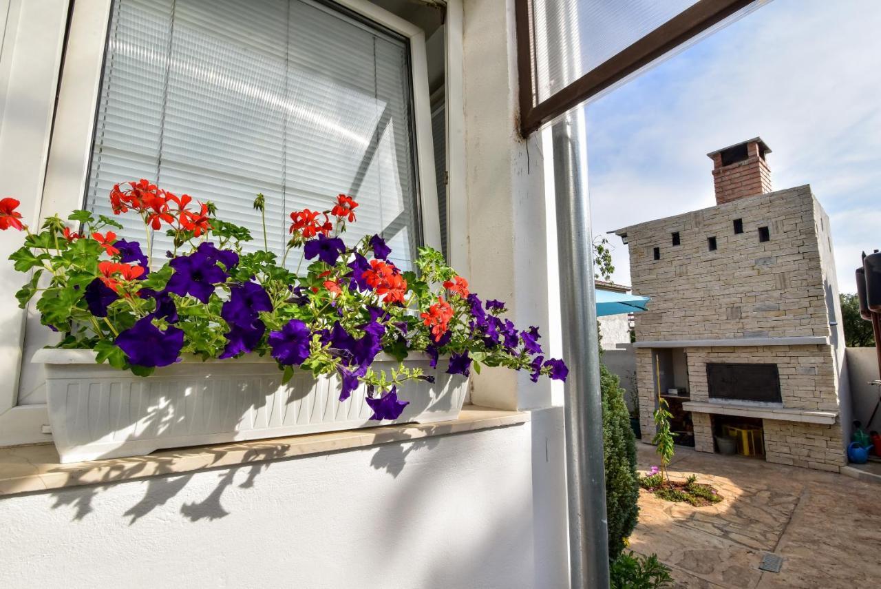 Nena Appartement Sukošan Buitenkant foto