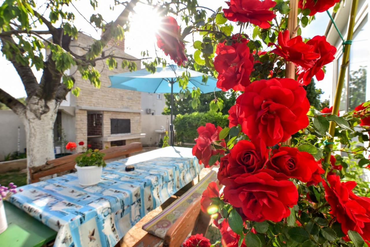 Nena Appartement Sukošan Buitenkant foto