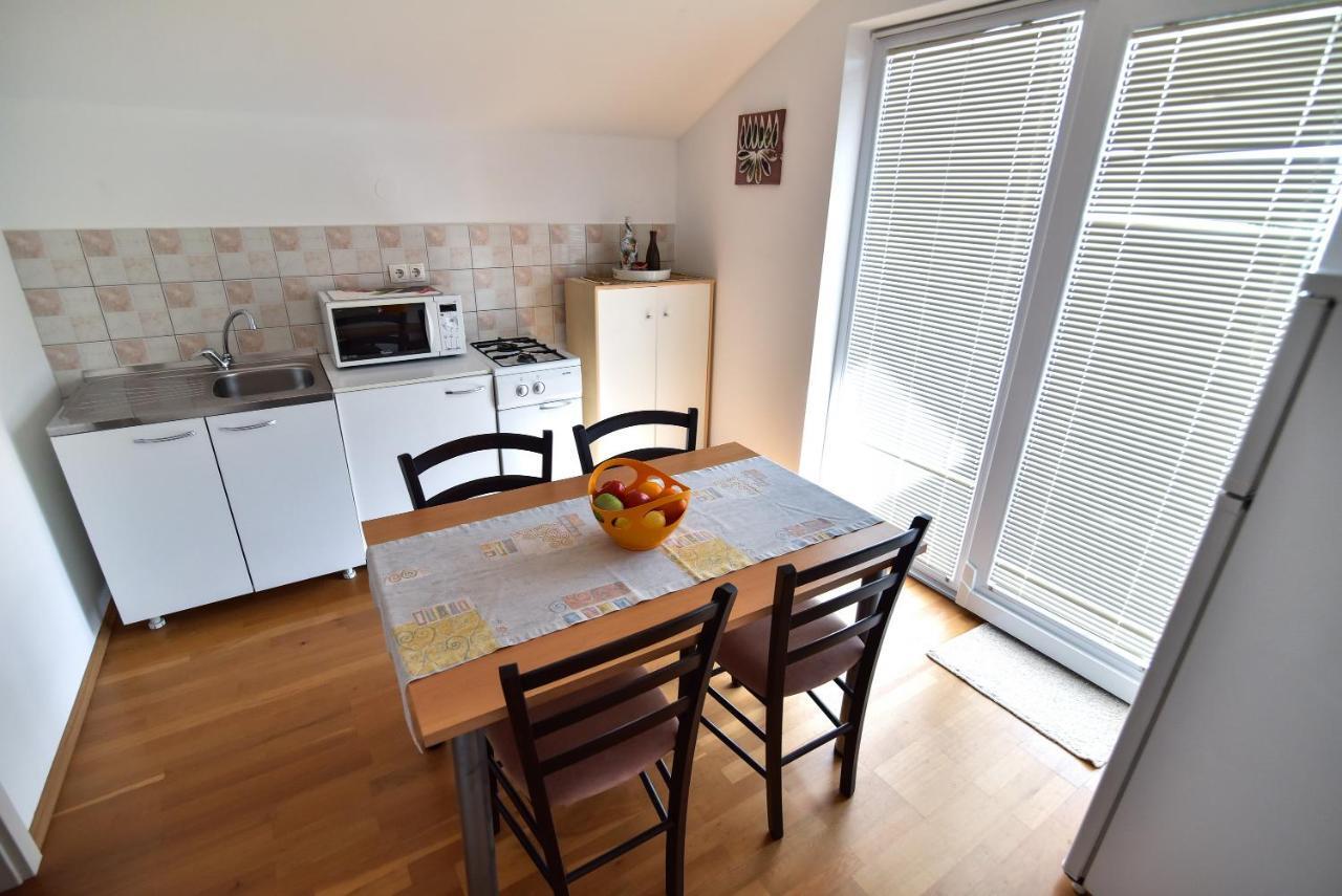 Nena Appartement Sukošan Buitenkant foto