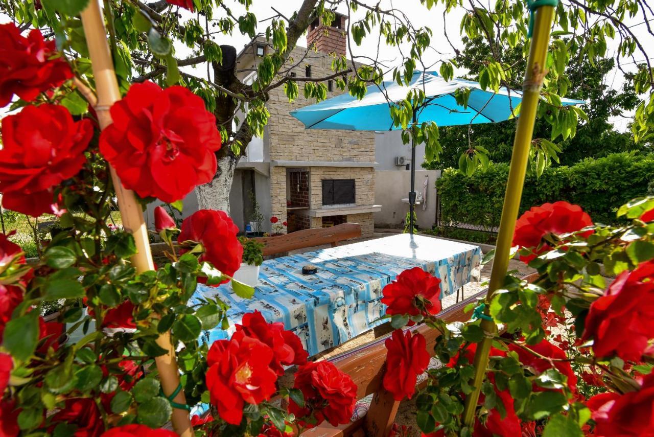 Nena Appartement Sukošan Buitenkant foto