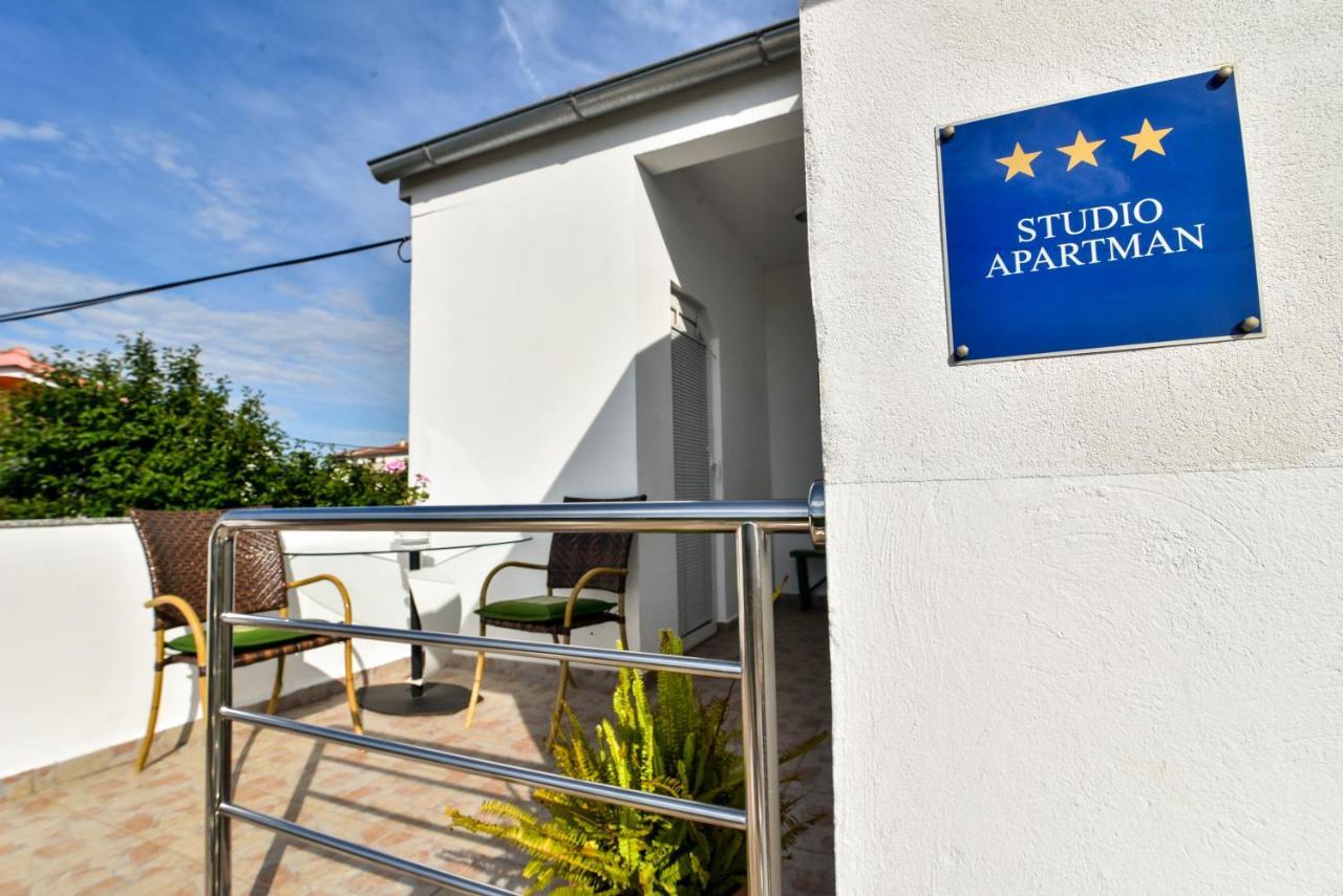 Nena Appartement Sukošan Buitenkant foto
